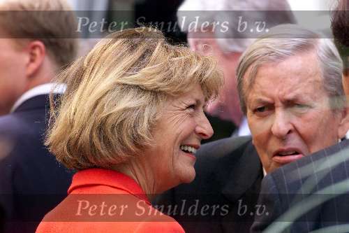 Utrecht 6 juli 2000
Prins Bernhard Jr en Annette Sekreve trouwen voor de wet in Utrecht.
prinses Irene en Prins Claus