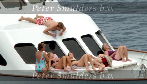 Porte Ercole 8 juli 2004
Prinses Irene Prinses Margriet en Prins Floris met Aimee op de Jumbo VI
