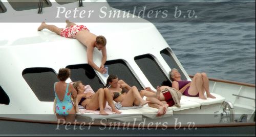Porte Ercole 8 juli 2004
Prinses Irene Prinses Margriet en Prins Floris met Aimee op de Jumbo VI