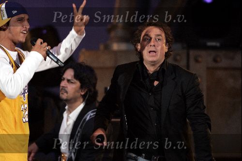 Rotterdam 10 juni 2004
Optreden Marco Borsato in de kuip.   
Marco met rapper Ali B