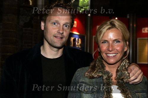 Amsterdam 5  juni 2004
Presentatie boek rode kruis en canon.
Anita Witsier met vriend