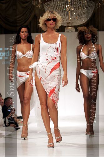 Amsterdam 11 juli 2004
Modeshow Wolford in het Amstel Hotel. 
Anoushka Wind