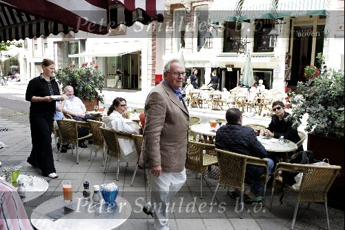 Amsterdam 16 juni 2004
Anton Verlaan van het buffet op de pc hooftstraat
Anton PC