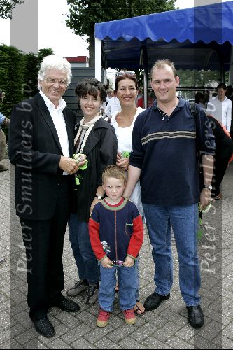 Harderwijk 28 juni 2004
Premiere show in dolfinarium. 
Ben Cramer met vrouw