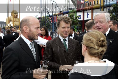 Amsterdam 27 juni 2004
Damdiner in de Heineken Music Hall.
Boris Dittrich met vriend