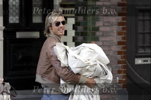Amsterdam 19 juni 2004
Chris Zegers met stoomgoed op cornelis schuytstraat