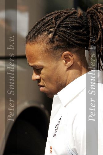 Amsterdam 8 juni 2004
Edgar Davids bij vertrek Nederlands elftal naar Portugal.