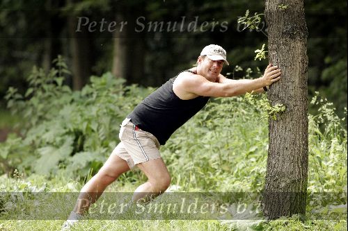 Amsterdam 1 juni 2004
Gerard Joling trainend in amsterdamse bos