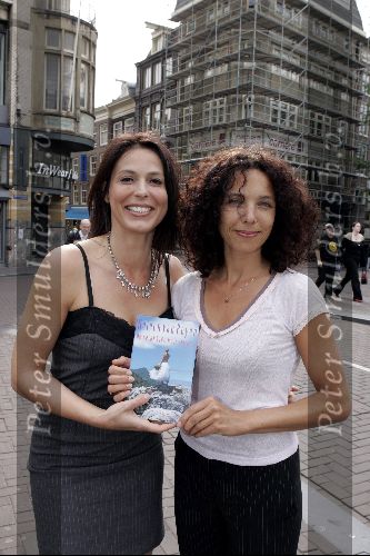 Amsterdam 3 juni 2004
Heleen v Royen en Paula v d Oest