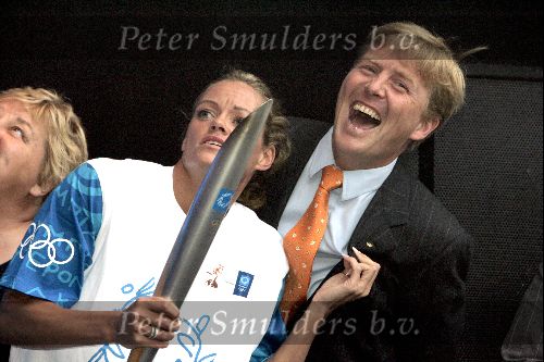 Amsterdam 23 juni 2004
Olympische fakkel in Amsterdam. 
Prins Willem Alexander Inge de Bruijn  Erica Terpstra
