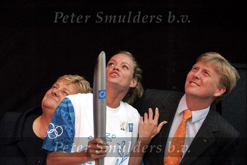Amsterdam 23 juni 2004
Olympische fakkel in Amsterdam. 
Prins Willem Alexander Inge de Bruijn  Erica Terpstra