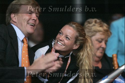 Amsterdam 23 juni 2004
Olympische fakkel in Amsterdam. 
Prins Willem Alexander Inge de Bruijn en Erica Terpstra
