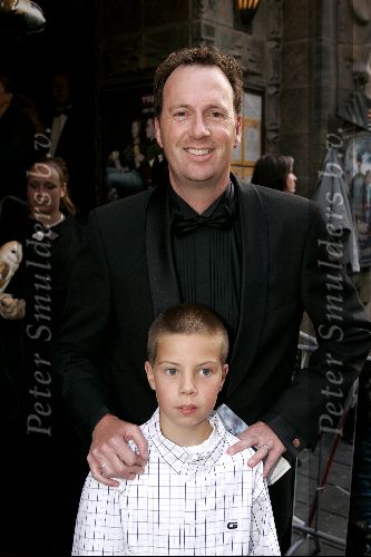 Amsterdam 1 juni 2004
Premiere Harry Potter in Tuschinski .
Jochem v Gelder met zoon