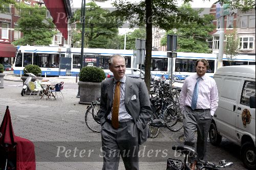 Amsterdam 30 juni 2004
Jop Ubbens (direkteur Christie\'s) op de cornelis schuytstraat.