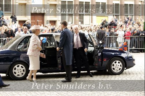 Den Haag 12 juni 2004
Doop Prinses Amalia in grote kerk Den Haag.
Koningin Beatrix met moeder en vader van Maxima .
Jorge Zorreguieta en Mraia Del Carmen.
Peter Smulders bv