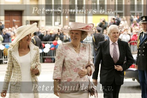 Den Haag 12 juni 2004
Doop Prinses Amalia in grote kerk Den Haag.
Koningin Beatrix met moeder en vader van Maxima .
Jorge Zorreguieta en Maria Del Carmen.
Peter Smulders bv