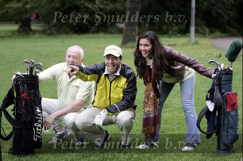 Amsterda 26 mei 2004
Golfwedstrijd  in vondelpark met oa 
Josefine v Asdonk en Stephen Lovey
