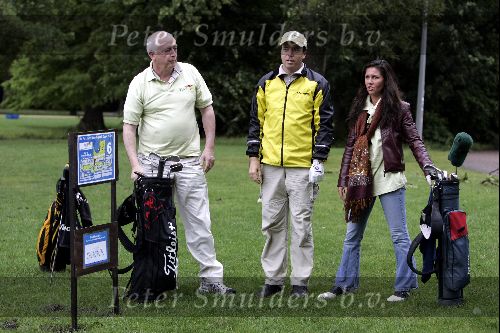 Amsterda 26 mei 2004
Golfwedstrijd  in vondelpark met oa 
Josefine v Asdonk en Stephen Lovey