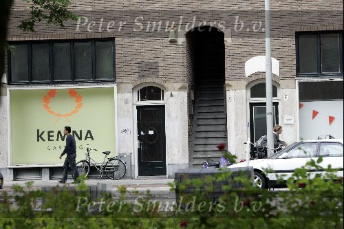 Amsterdam 17 juni 2004
Rebecca Loos na casting bij Kemna bij pin automaat