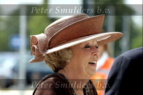Amsterdam 22 juni 2004
Koningin Beatrix opent het nieuwe Antonie van Leeuwenhoek ziekenhuis.