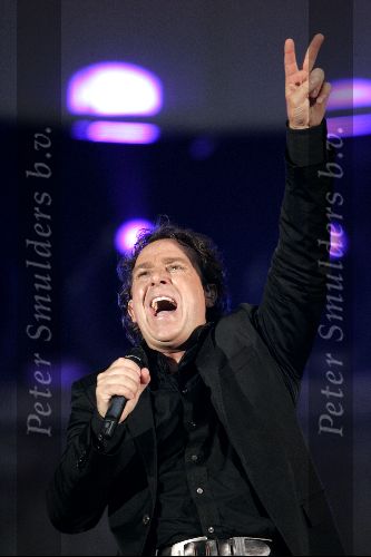 Rotterdam 10 juni 2004
Marco Borsato in de kuip.  
Peter Smulders bv