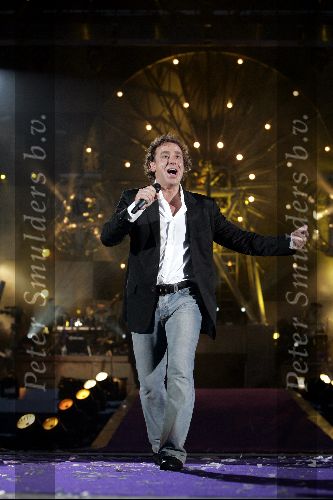 Rotterdam 10 juni 2004
Optreden Marco Borsato in de kuip.
Peter Smulders bv