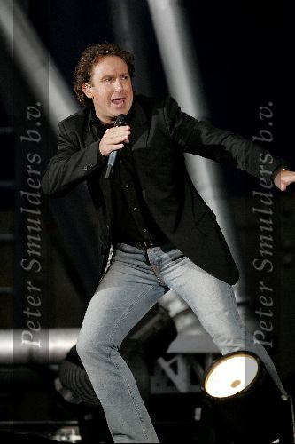 Rotterdam 10 juni 2004
Optreden Marco Borsato in de kuip. 
Peter Smulders bv