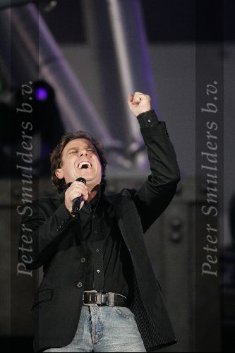Rotterdam 10 juni 2004
Optreden Marco Borsato in de kuip. 
Peter Smulders bv