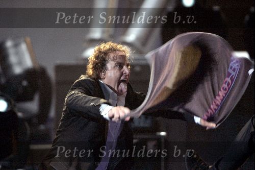 Rotterdam 10 juni 2004
Marco Borsato in de kuip.   
Peter Smulders bv