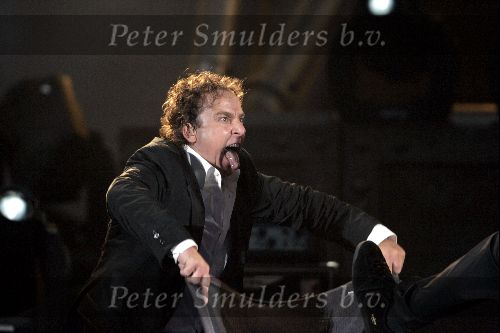 Rotterdam 10 juni 2004
Marco Borsato in de kuip.   
Peter Smulders bv