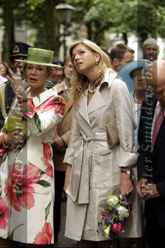 Den Haag 4 juni 2004
Maxima opent beelden tentoonstelling Den Haag.