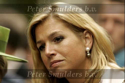 Den Haag 4 juni 2004
Maxima opent beeldexpositie in Den Haag.
