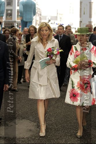 Den Haag 4 juni 2004
Maxima opent beelden tentoonstelling Den Haag.