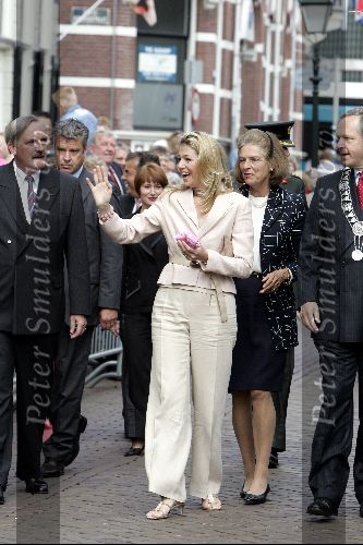 Zwolle 27 juni 2004
Maxima bij opening expositie Ot en Sien in stedelijk museum Zwolle.