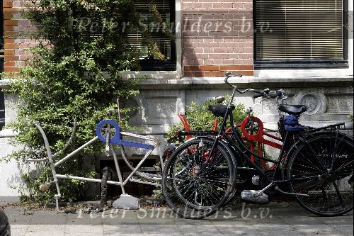 Amsterdam 8 juni 2004
Fietsen van Prins Maurits en Marilene met banden eraf