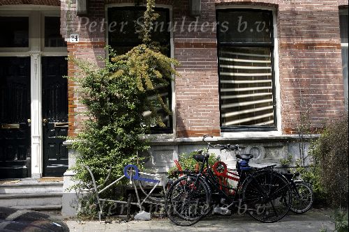Amsterdam 8 juni 2004
Fietsen van Prins Maurits en Prinses Marilene met banden eraf.
