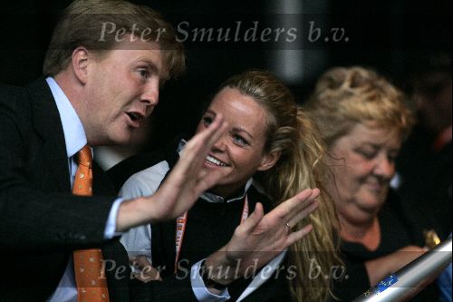 Amsterdam 23 juni 2004
Olympische fakkel in Amsterdam. 
Prins Willem Alexander Inge de Bruijn en Erica Terpstra