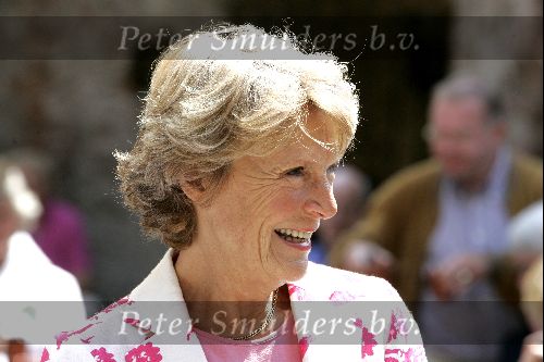 Wijk bij Duurstede 6 juni 2004
Prinses Irene opent expositie van Ada Stel.