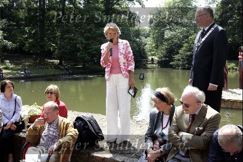 Wijk bij Duurstede 6 juni 2004
Prinses Irene opent expositie van Ada Stel.