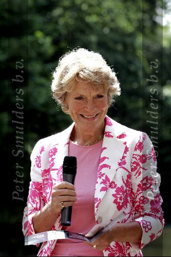 Wijk bij Duurstede 6 juni 2004
Prinses Irene opent expositie van Ada Stel.
