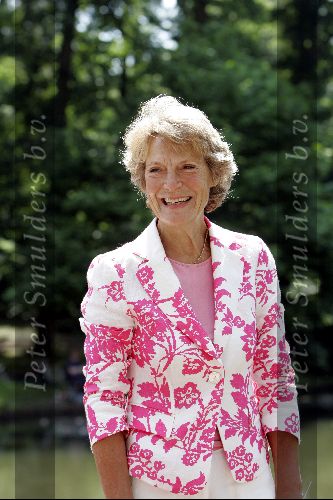 Wijk bij Duurstede 6 juni 2004
Prinses Irene opent expositie van Ada Stel.
