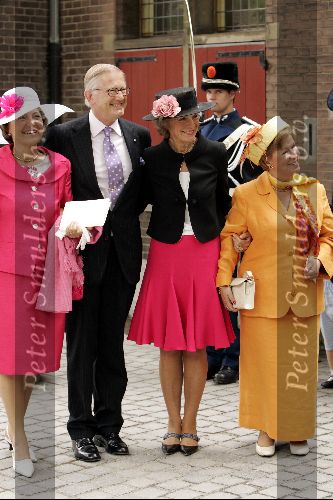 Den Haag 12 juni 2004
Doop Prinses Amalia in grote kerk Den Haag.
Prinses Margriet Pieter v Vollenhoven Prinses Christina en prinses Irene