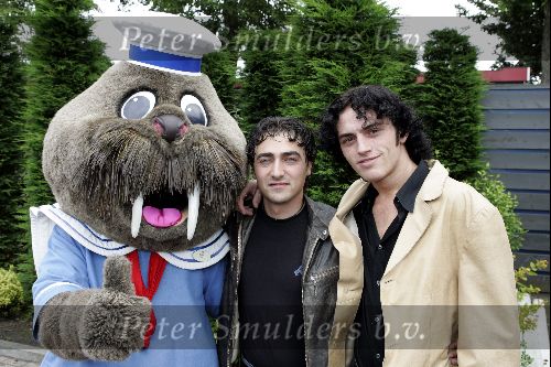 Harderwijk 28 juni 2004
Premiere show in dolfinarium. 
Reunion