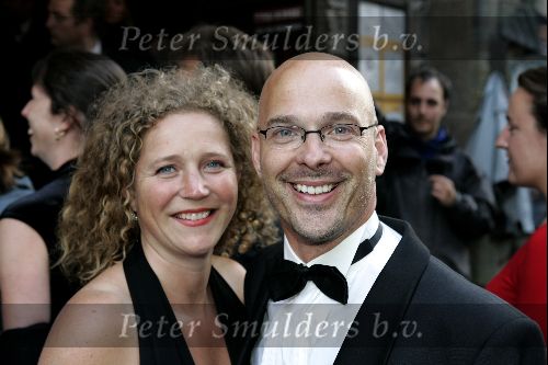 Amsterdam 1 juni 2004
Premiere Harry Potter in Tuschinski 
Rob Kamphues met vrouw