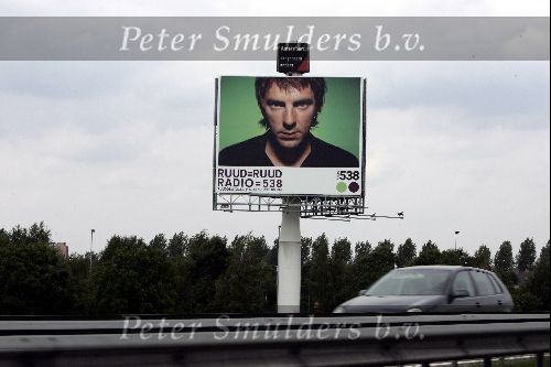 Zwolle 27 juni 2004
Billboard Ruud de Wild  bij A1