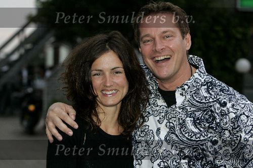 Kortenhoef 17 juni 2005
Afscheidsfeestje Boulevard bij de Zuwe.
Albert Verlinde en Daphne Bunskoek.
