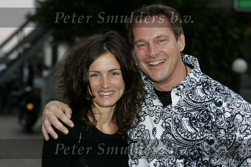 Kortenhoef 17 juni 2005
Afscheidsfeestje Boulevard bij de Zuwe.
Albert Verlinde en Daphne Bunskoek.