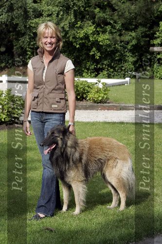 Erp 16 juni 2005
Anky van Grunsven in Anky kleding met hond
