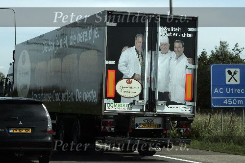 Amsterdam 9 juni 2005
Cas Spijkers reclame op vrachtwagen voor kroketten