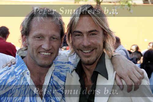 Amsterdam 19 juni 2005
Premiere de Cameleon in pathe arena.
Chris Zegers met Steven de Jong